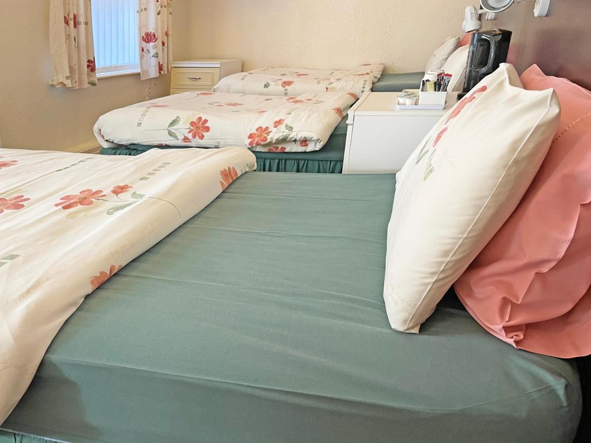 Balin Helmshore Hotel Guest house 3*
